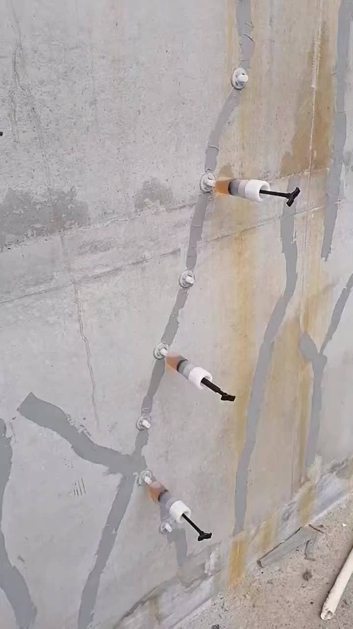武威混凝土开裂的原因